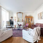 Avenue De La Republique By Onefinestay