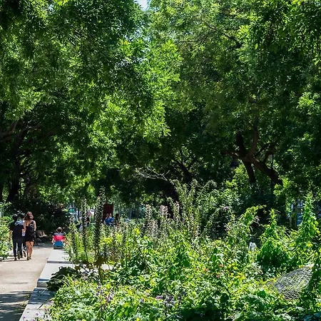 Avenue De La Republique By Onefinestay